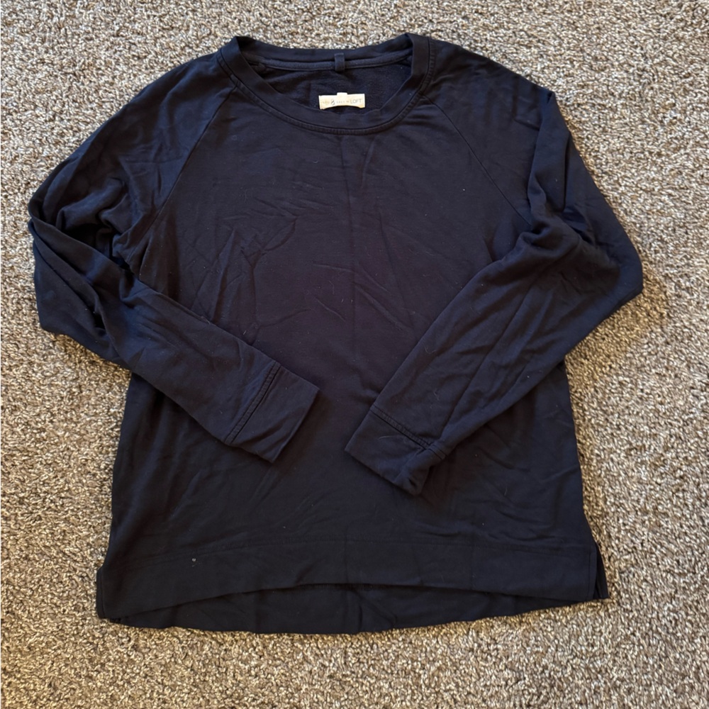 Lou and Grey signature soft sweatshirt